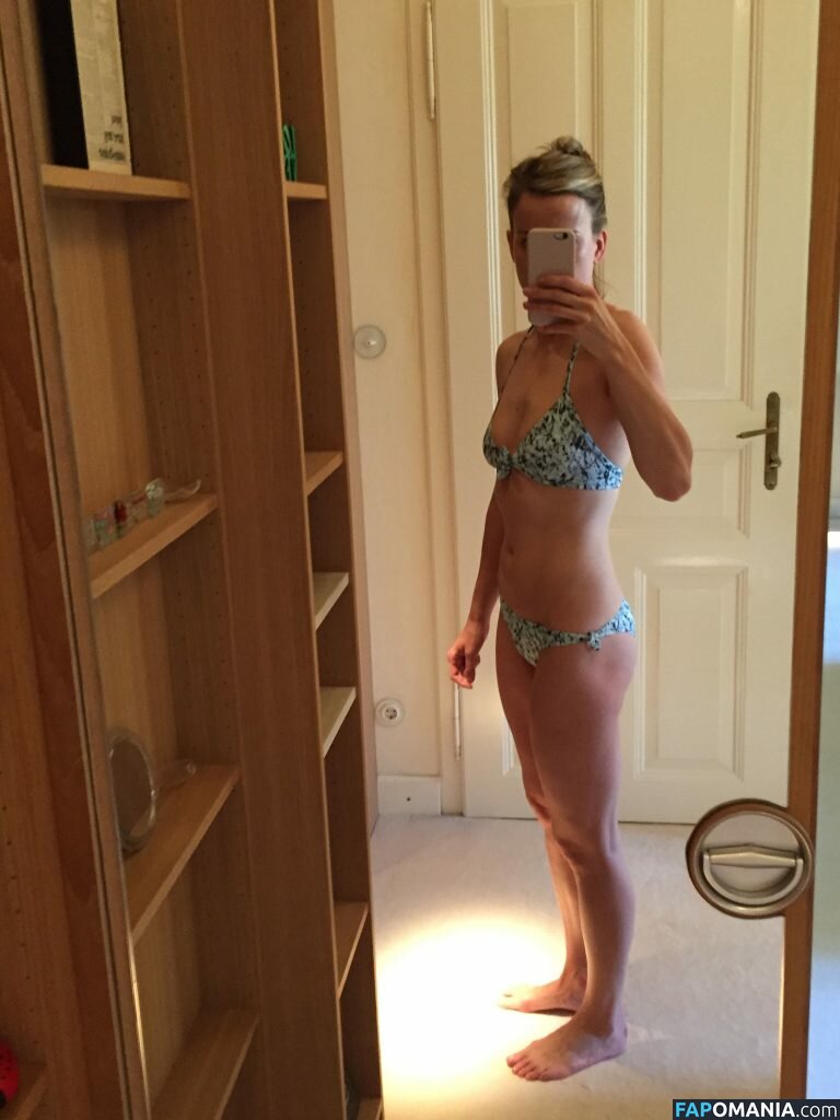 Susie Wolff Nago Przeciekłe zdjęcie #4