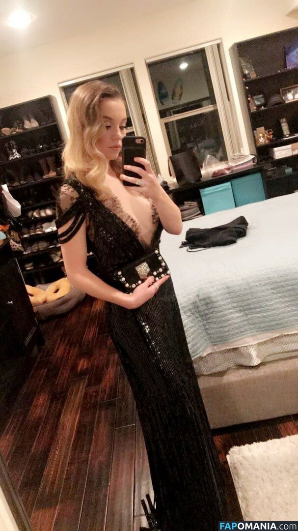 Sydney Sweeney Nago Przeciekłe zdjęcie #4857