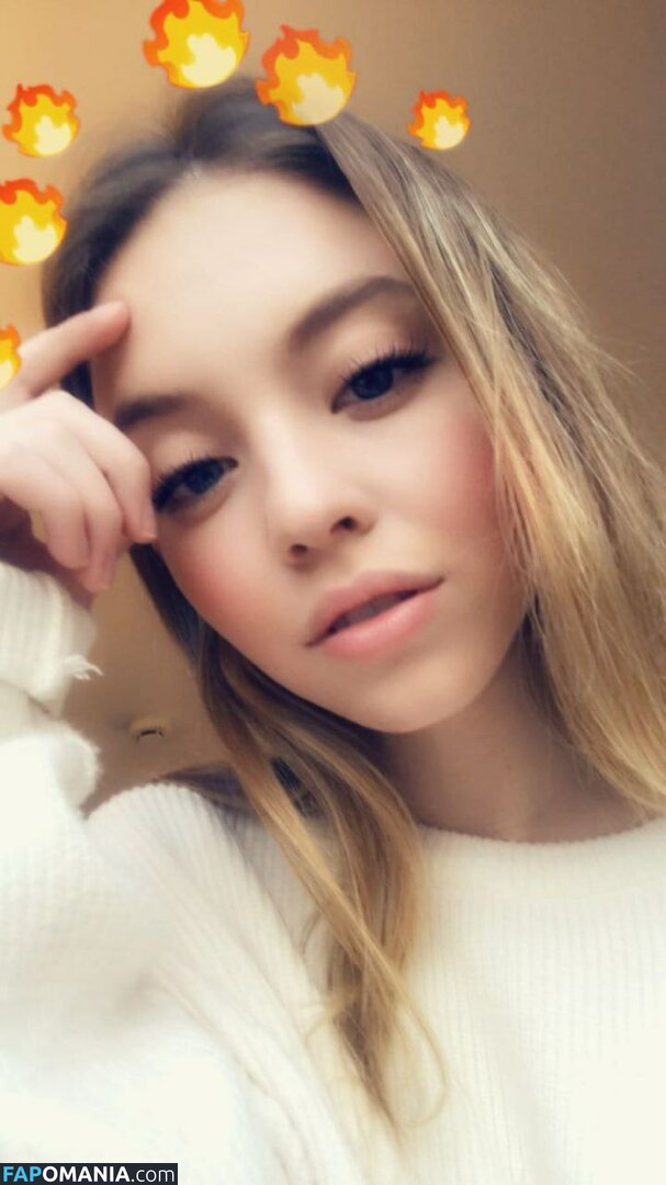 Sydney Sweeney Nago Przeciekłe zdjęcie #4873