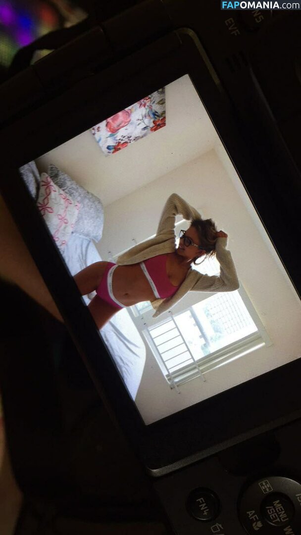 Sydney Sweeney Nago Przeciekłe zdjęcie #4876