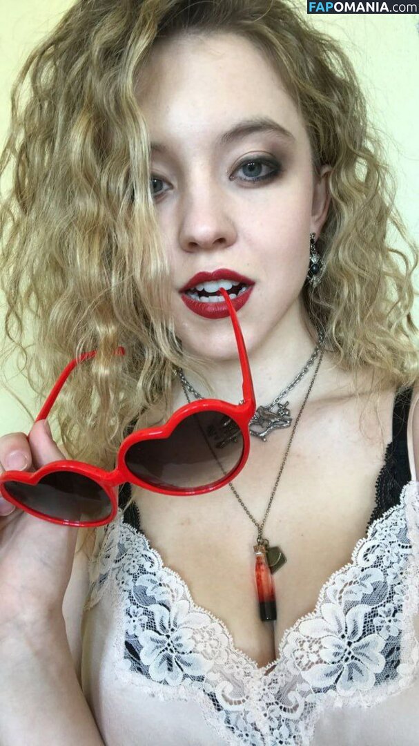 Sydney Sweeney Nago Przeciekłe zdjęcie #4884