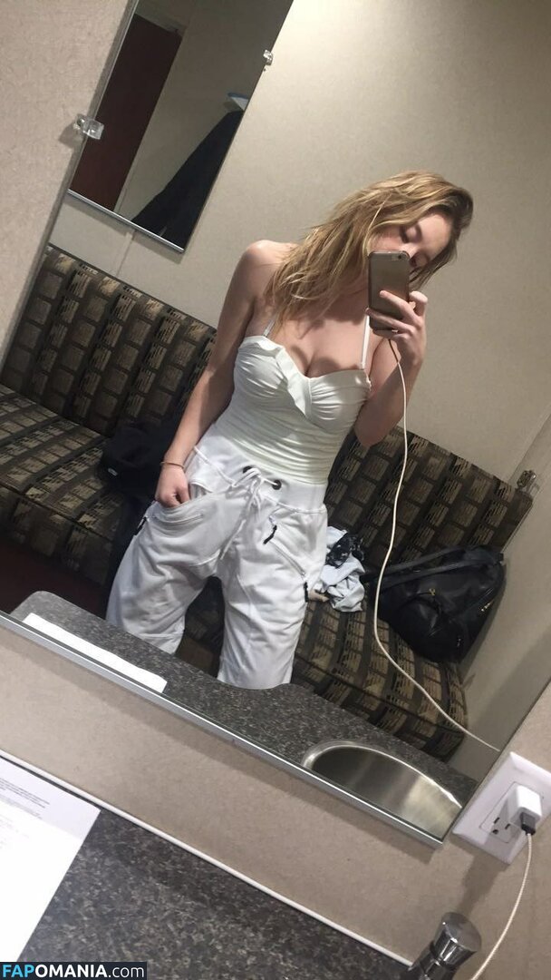 Sydney Sweeney Nago Przeciekłe zdjęcie #4896