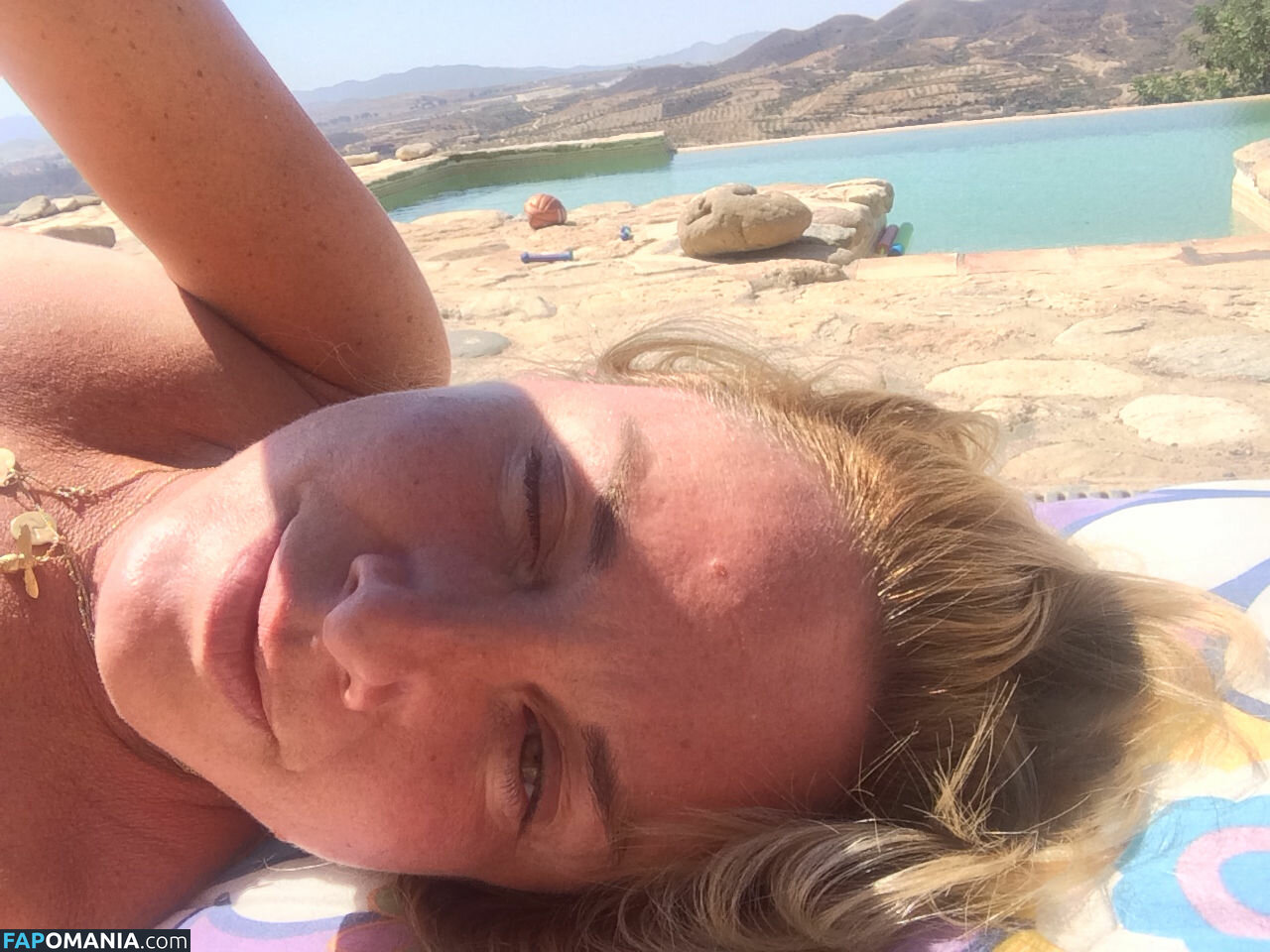 Tamzin Outhwaite Nago Przeciekłe zdjęcie #6