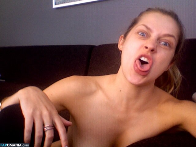 Teresa Palmer Nago Przeciekłe zdjęcie #3