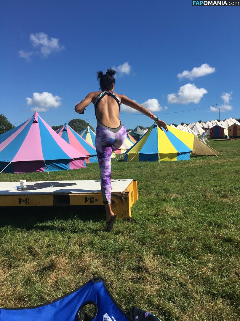 Vick Hope Nago Przeciekłe zdjęcie #320