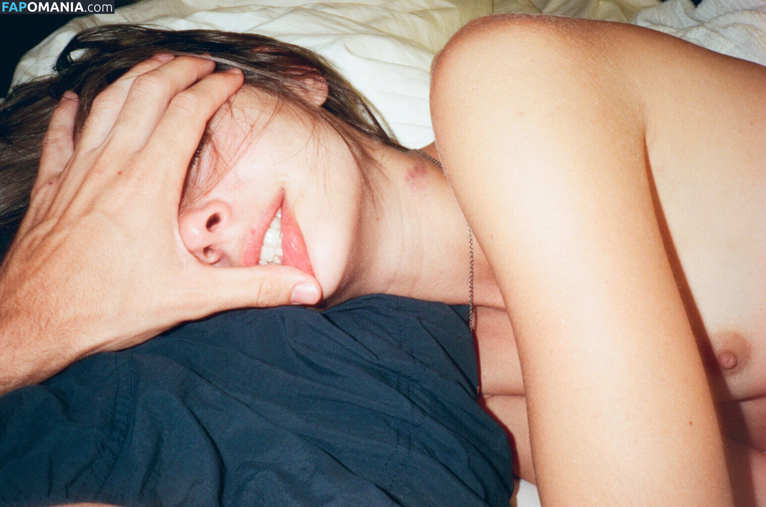 Willa Holland Nago Przeciekłe zdjęcie #24