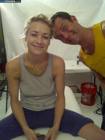 Yvonne Strahovski Nago Przeciekłe zdjęcie #27