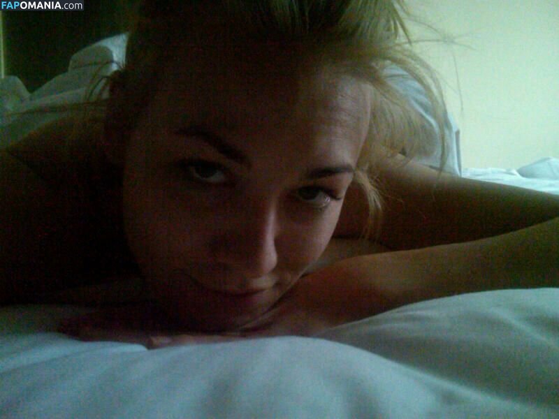 Yvonne Strahovski Nago Przeciekłe zdjęcie #36