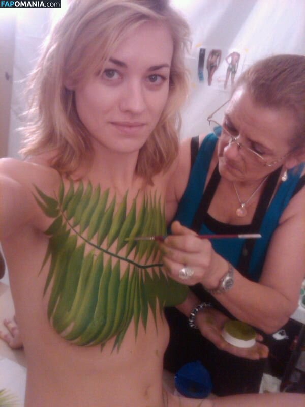 Yvonne Strahovski Nago Przeciekłe zdjęcie #75