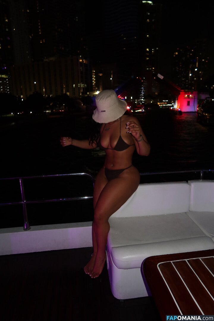 2sandz Nago OnlyFans  Przeciekłe zdjęcie #9