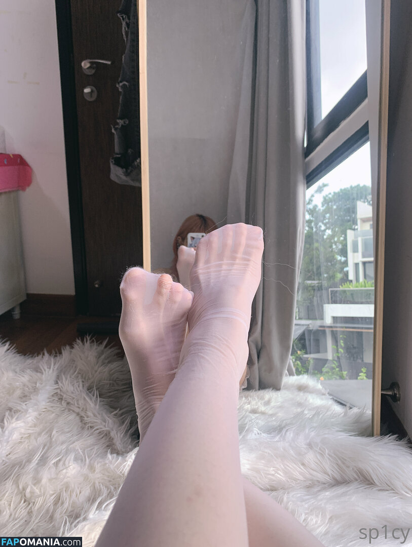 A1es5andra Nago OnlyFans  Przeciekłe zdjęcie #5