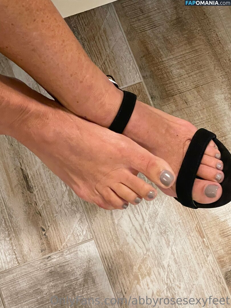abbyrosesexyfeet Nago OnlyFans  Przeciekłe zdjęcie #14