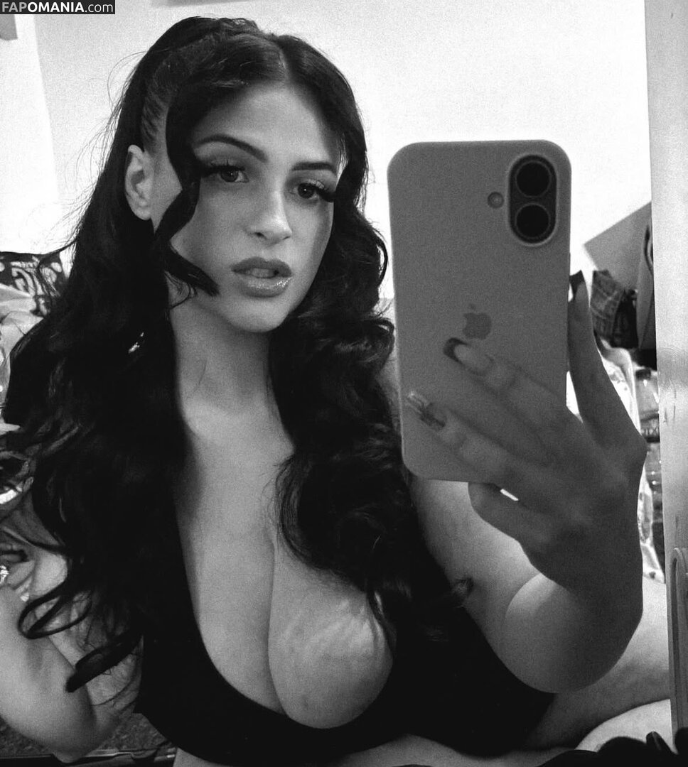 Abi96 / abi96_x_ Nago OnlyFans  Przeciekłe zdjęcie #1