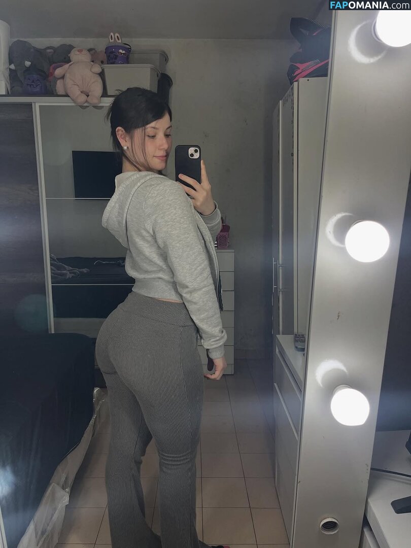 Abril Milagros / Abru / Abruuu / abrilmilagros2626 🇦🇷 / abruu0_0 / milagrossabriil Nago OnlyFans  Przeciekłe zdjęcie #5