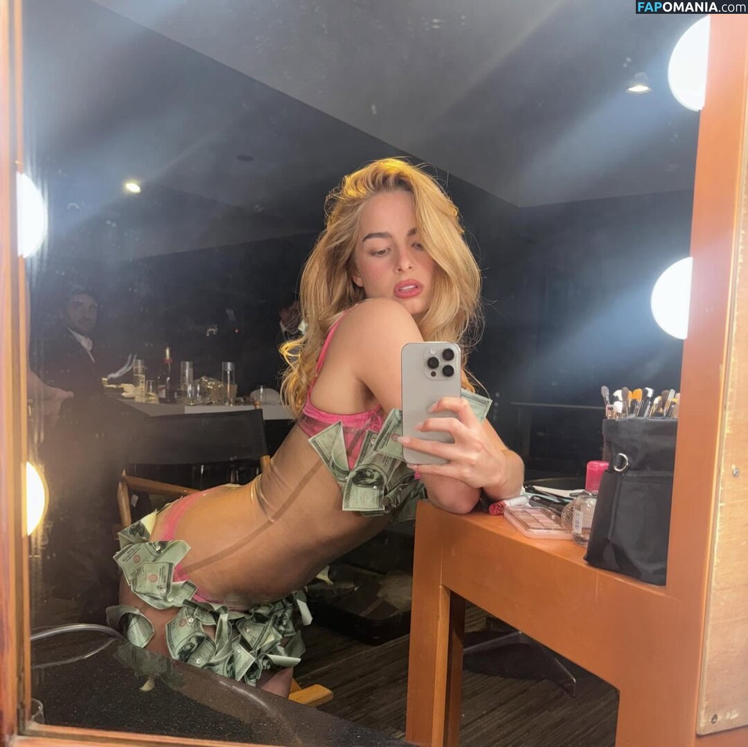 Addison Rae / addie_the_baddie / addisonraee Nago OnlyFans  Przeciekłe zdjęcie #66