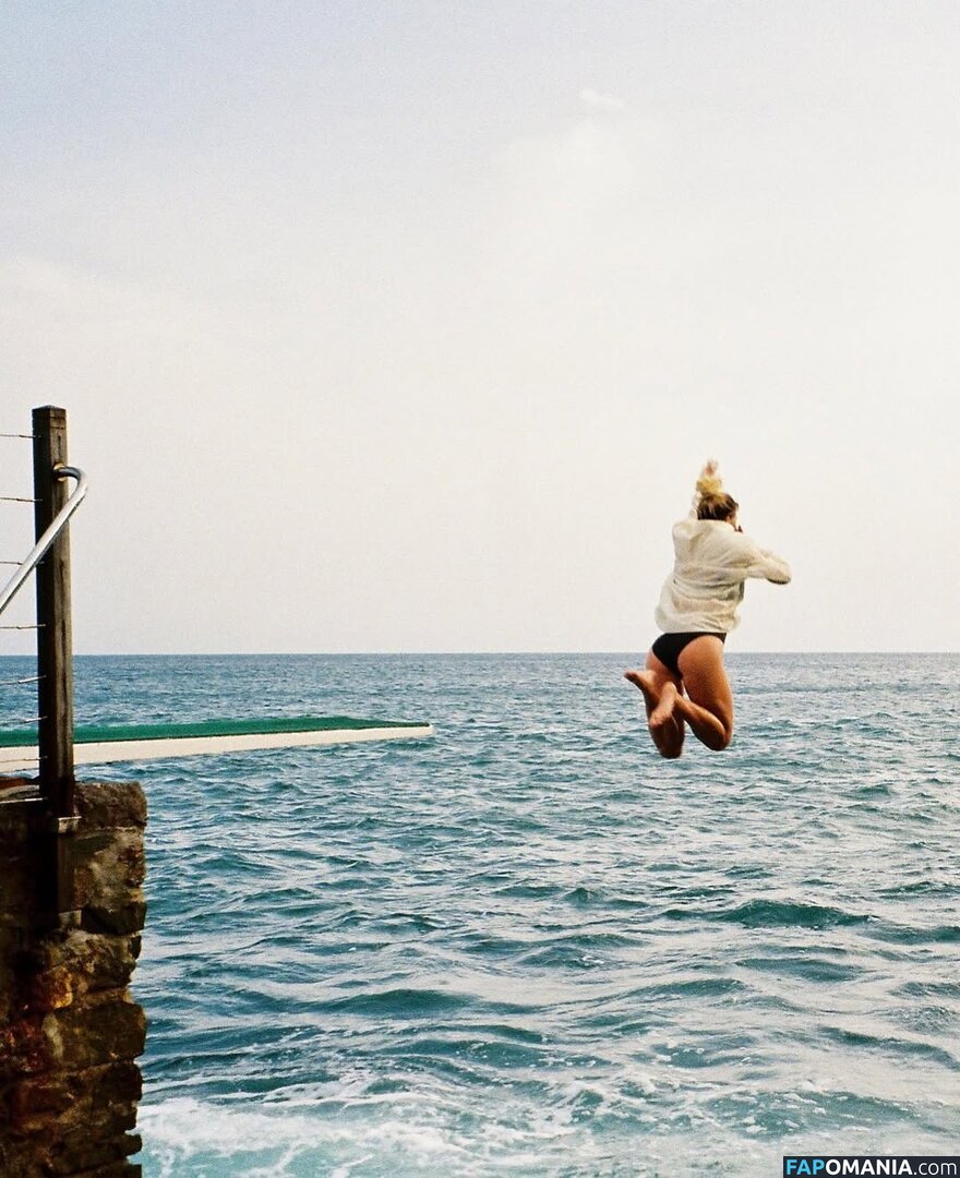 Adele Exarchopoulos / adeleexarchopoulos Nago OnlyFans  Przeciekłe zdjęcie #205