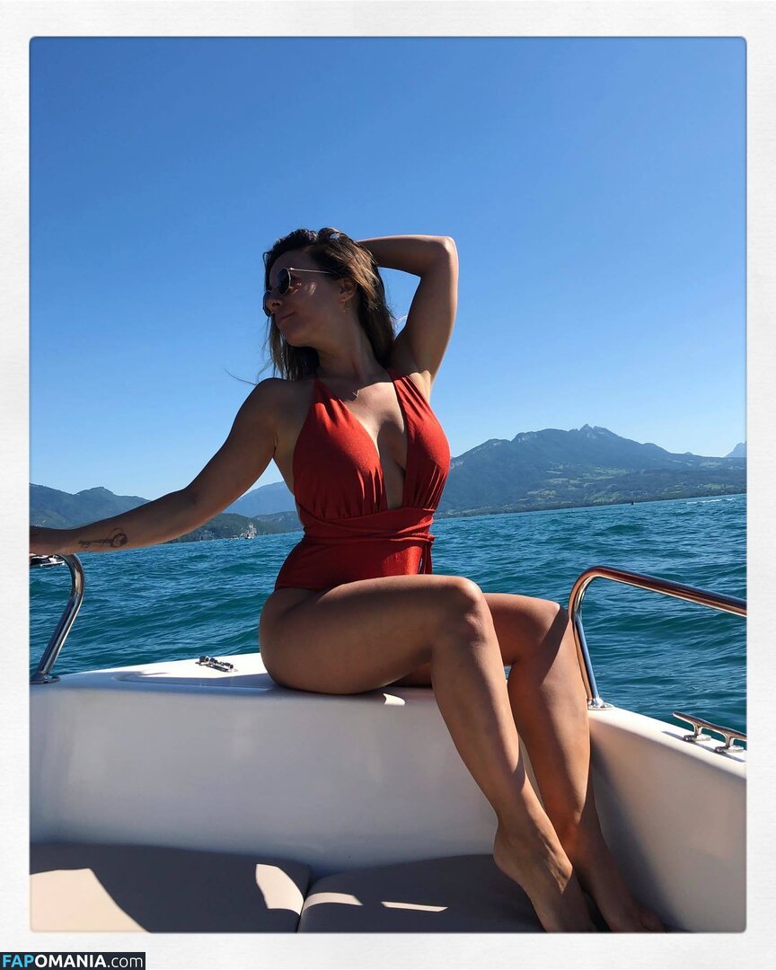 Adeline Chetail Nago OnlyFans  Przeciekłe zdjęcie #3