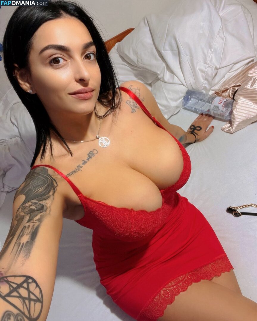 Adriana Donici Nago OnlyFans  Przeciekłe zdjęcie #5