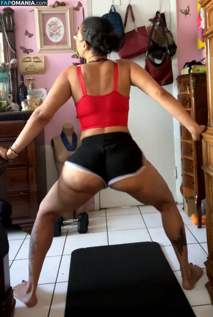 2xthesunshineinc / Afiya Sunshine / AfiyaSunshine / https: / queenafiyasunshine Nago OnlyFans  Przeciekłe zdjęcie #6