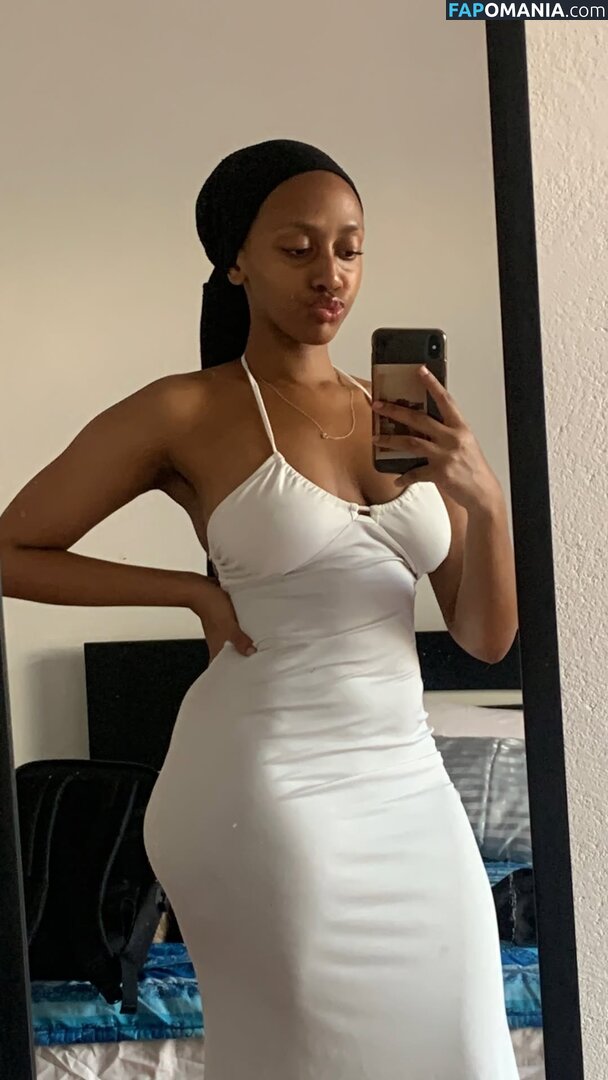 African Booty Meat / curvyandnatural Nago OnlyFans  Przeciekłe zdjęcie #1