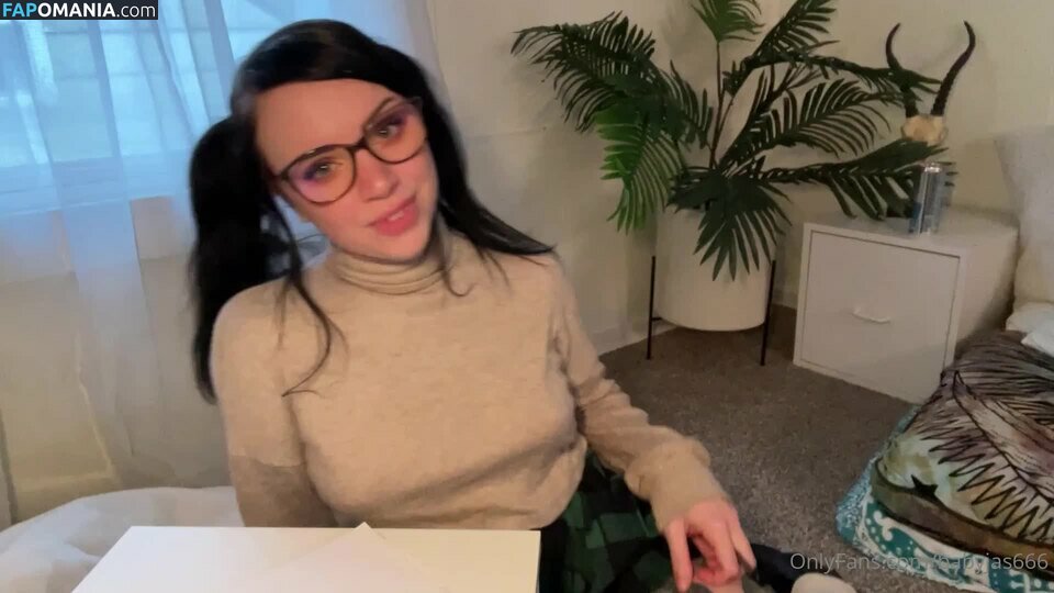 Ahptik / babyjas666 / babyjascb / girlfriends.girlfriend Nago OnlyFans  Przeciekłe zdjęcie #108