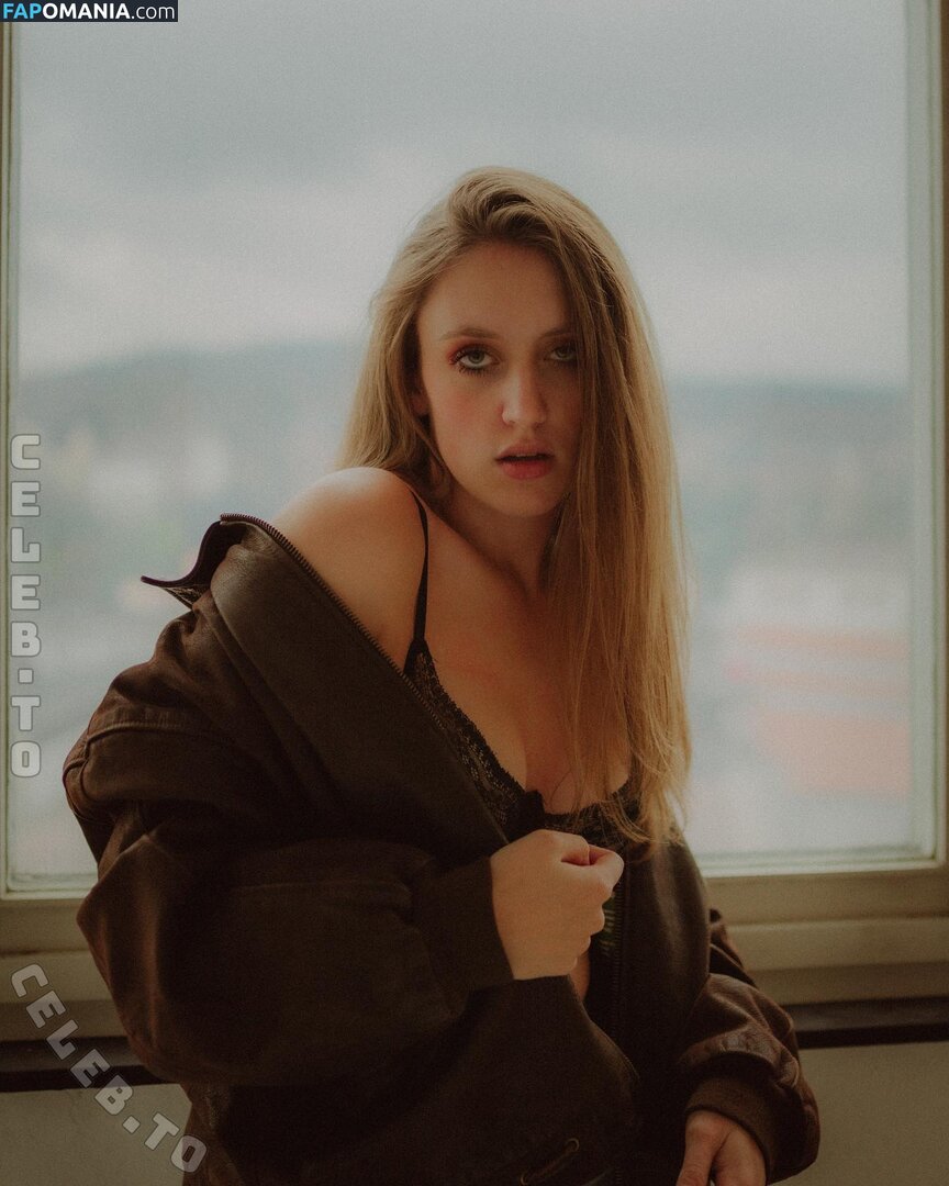Aimée Pienschke / aimee_pienschke Nago OnlyFans  Przeciekłe zdjęcie #9