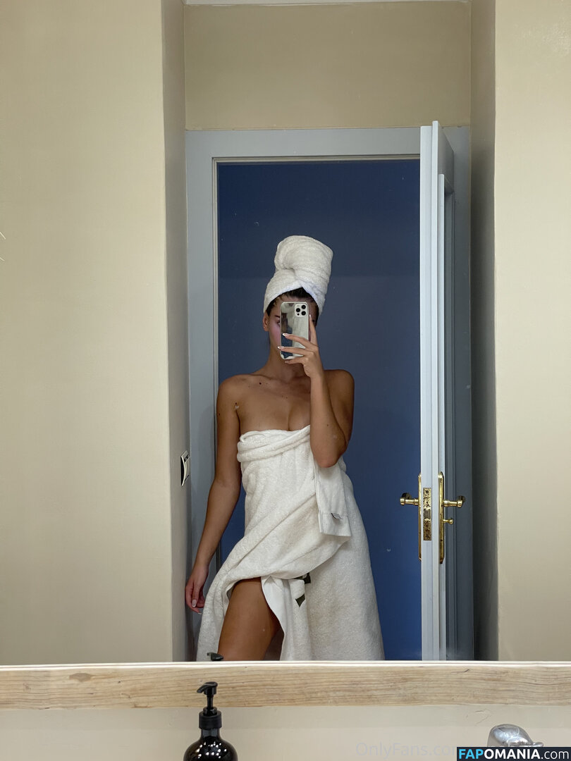 Aina Barcons / ainabarcons Nago OnlyFans  Przeciekłe zdjęcie #11