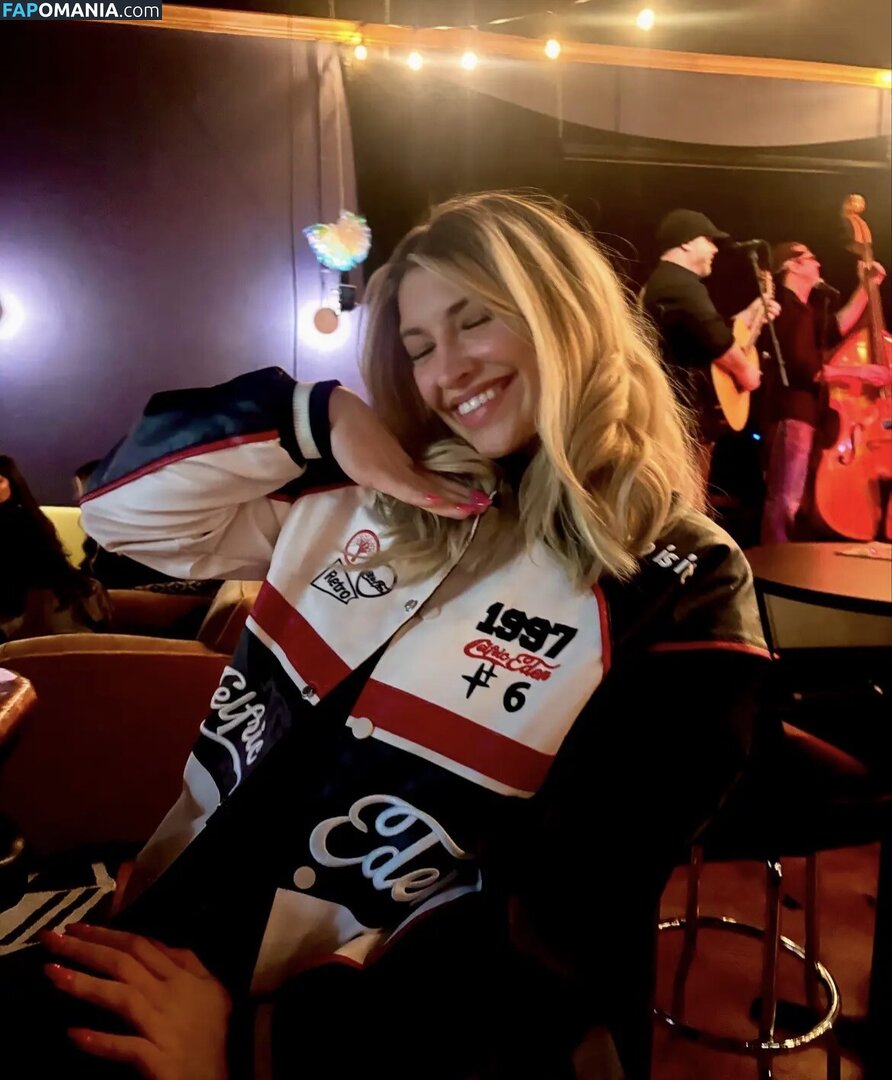 AMnutter / Ainsley Nutter / a.m.nutter / marjorie.jones.n Nago OnlyFans  Przeciekłe zdjęcie #3