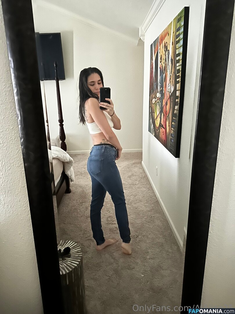 alalice25 / alicealice25 Nago OnlyFans  Przeciekłe zdjęcie #4