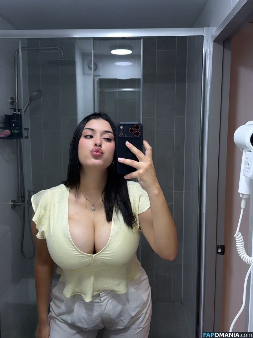alejandramotta__ Nago OnlyFans  Przeciekłe zdjęcie #3