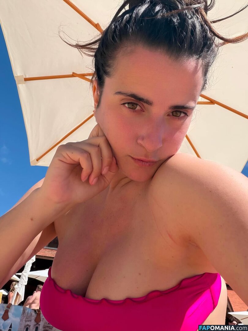 Alessandra Chianese / ale__chianese Nago OnlyFans  Przeciekłe zdjęcie #5