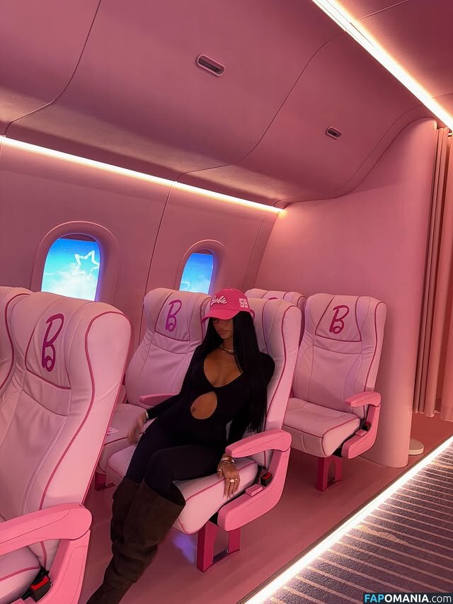 Alessia Basile / alessiaa_basilee Nago OnlyFans  Przeciekłe zdjęcie #4