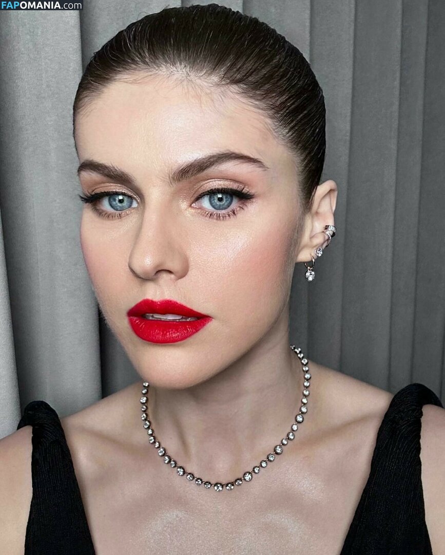 Alexandra Daddario / alexandradaddario Nago OnlyFans  Przeciekłe zdjęcie #473