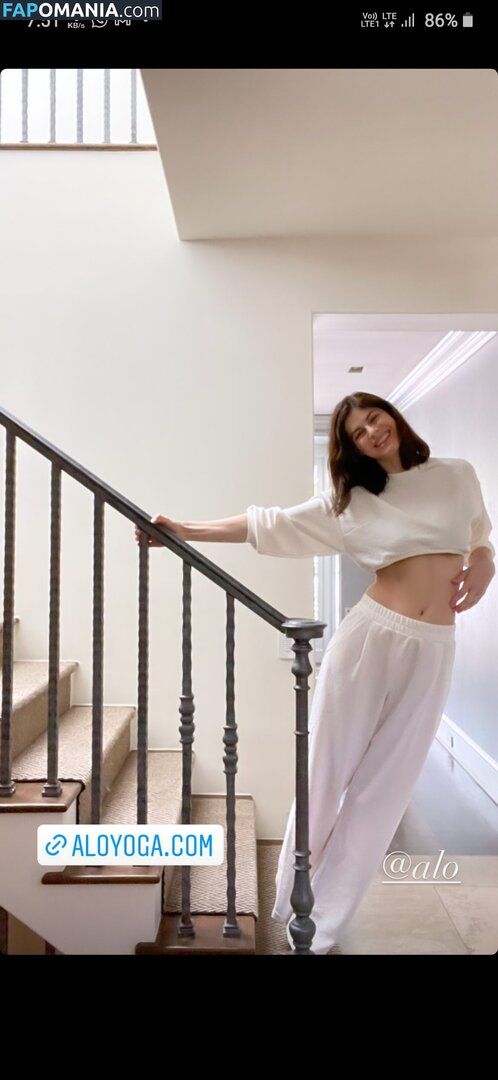 Alexandra Daddario / alexandradaddario Nago OnlyFans  Przeciekłe zdjęcie #2055