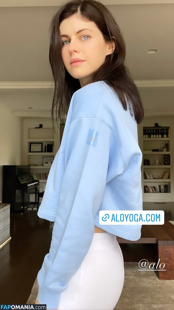 Alexandra Daddario / alexandradaddario Nago OnlyFans  Przeciekłe zdjęcie #2066