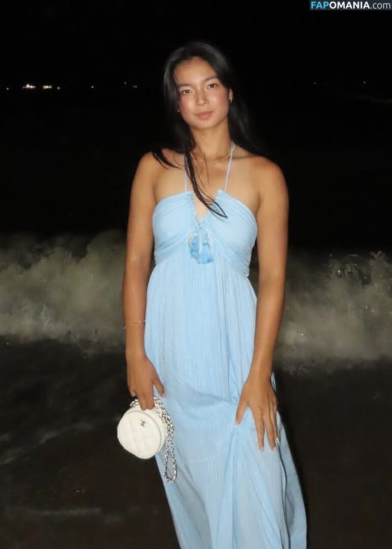 Alexandra Eala / alex.eala Nago OnlyFans  Przeciekłe zdjęcie #7