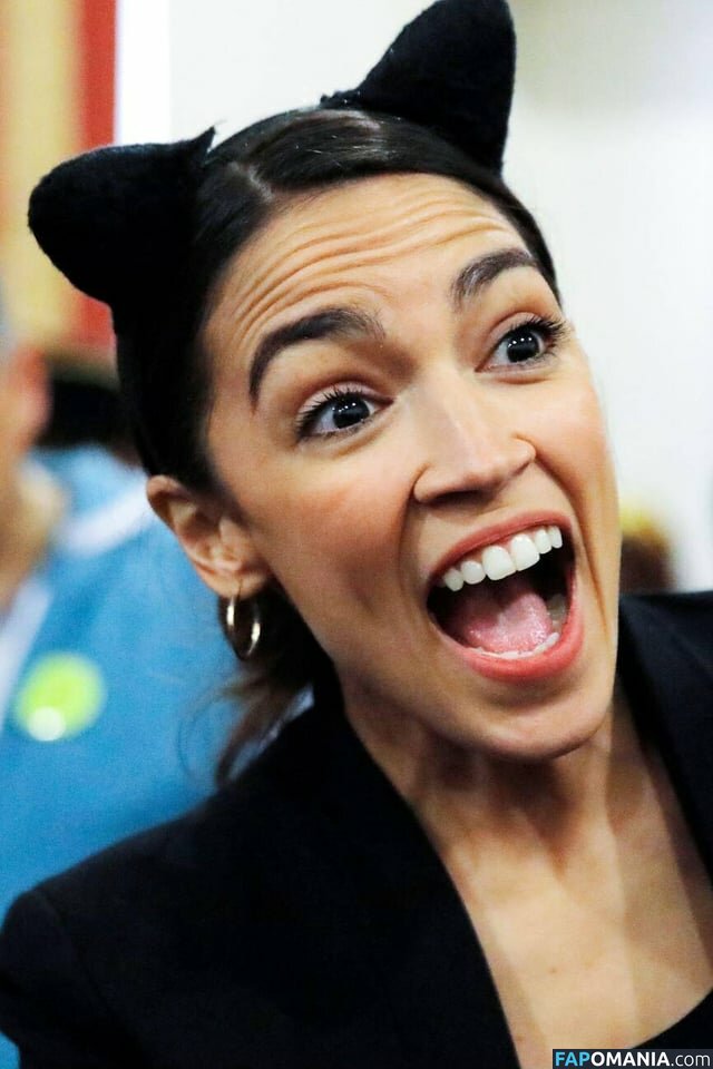 AOC / Alexandria Ocasio-Cortez Nago OnlyFans  Przeciekłe zdjęcie #66
