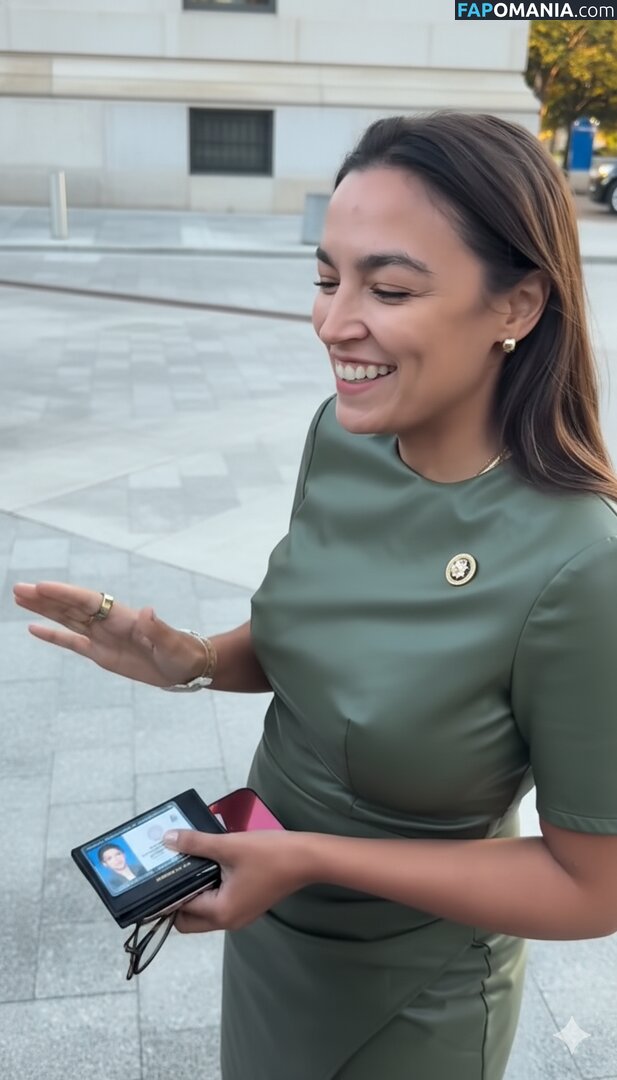 AOC / Alexandria Ocasio-Cortez Nago OnlyFans  Przeciekłe zdjęcie #173