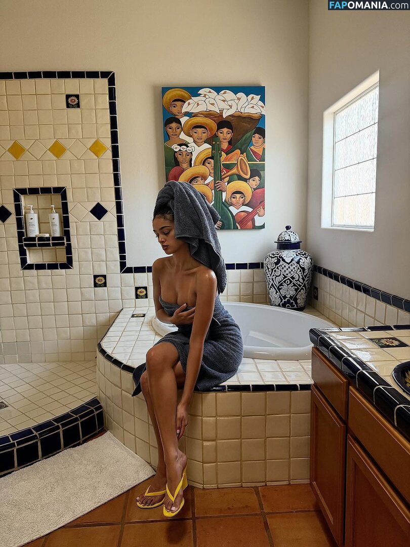 Alexis Carrington / Lexcarringtonn / carringtondurham / sexilexisexi Nago OnlyFans  Przeciekłe zdjęcie #27