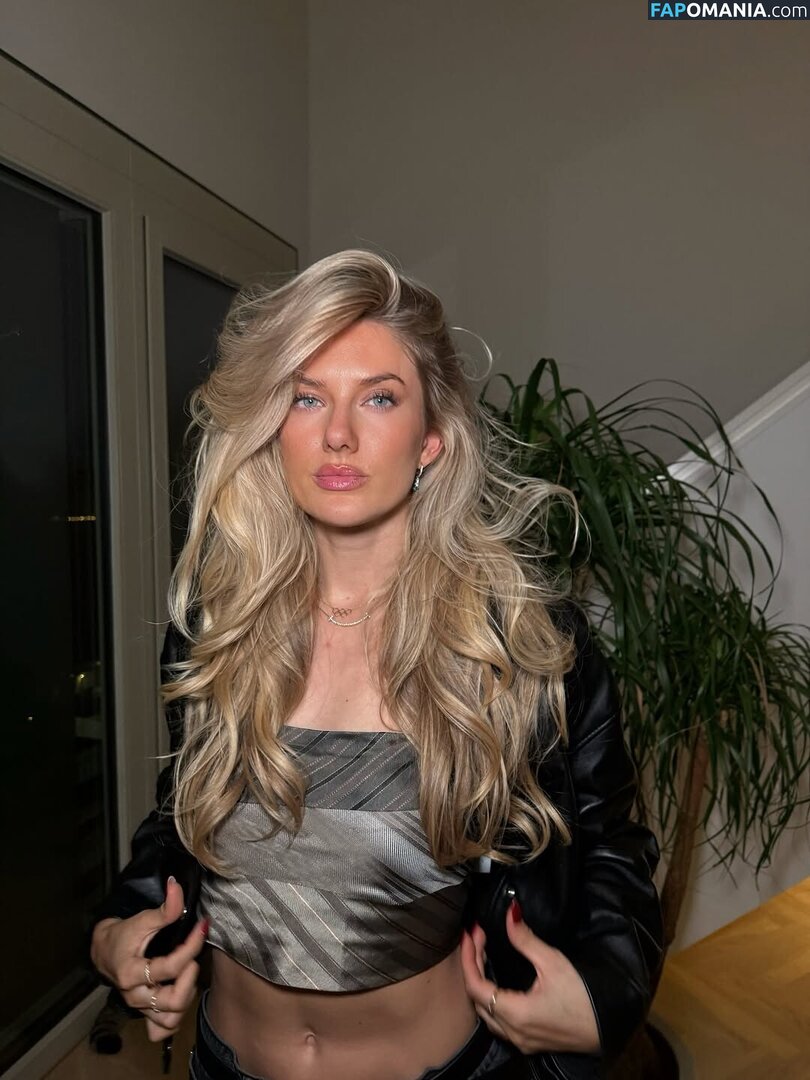 Alica Schmidt / alicasmd / nathalieschmidt Nago OnlyFans  Przeciekłe zdjęcie #1038