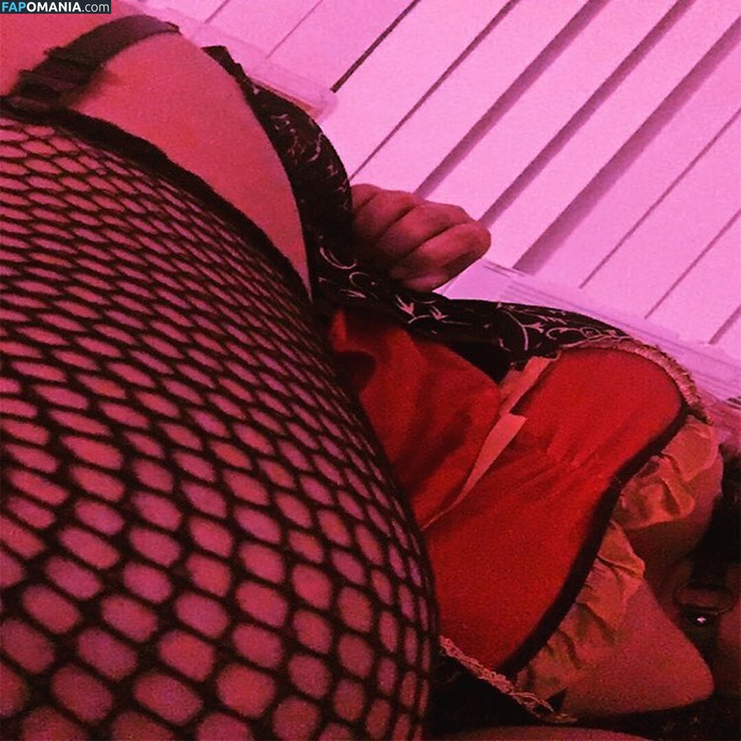 Aliciaxlife / aliciaxdeath / aliciaxlifeVT / https: Nago OnlyFans  Przeciekłe zdjęcie #1
