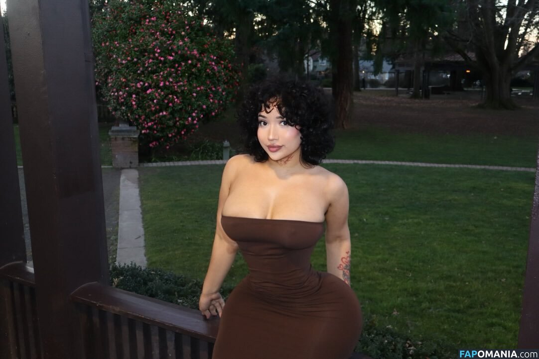 aliiyarose / aliyah1819 / rosebaby1819 Nago OnlyFans  Przeciekłe zdjęcie #1