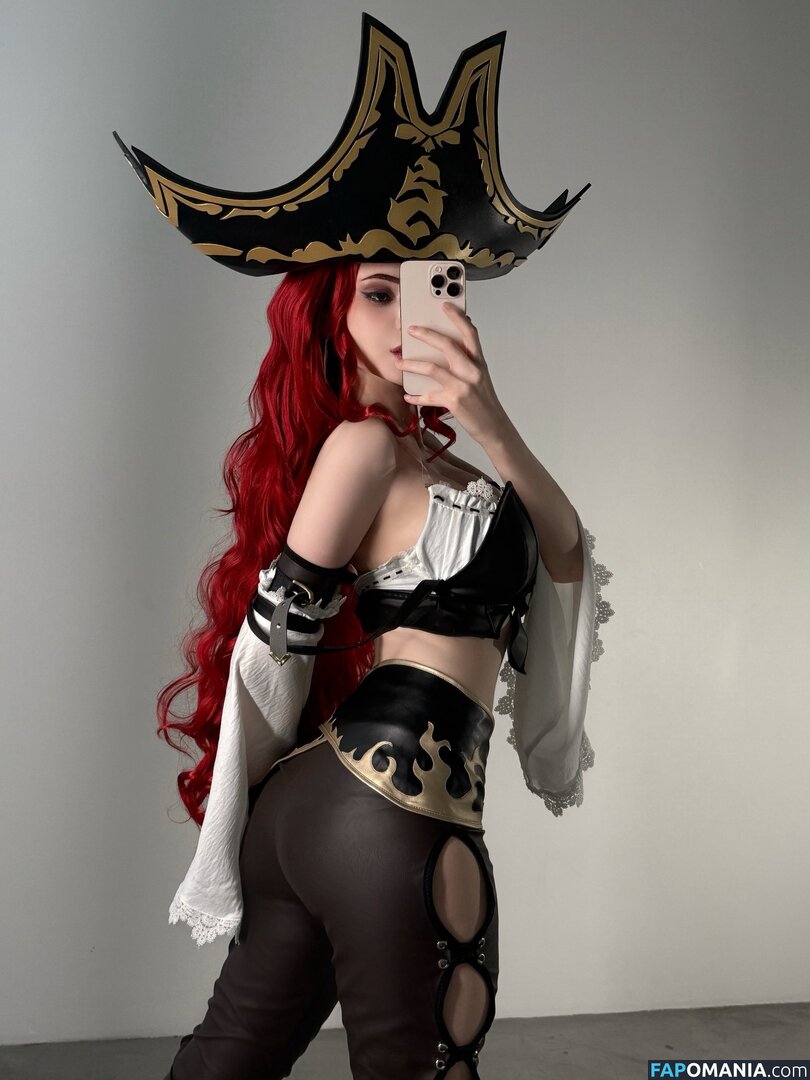 Alina Becker / AlinaBecker / Social Media / abecker_cos / alina_becker / japp_leack Nago OnlyFans  Przeciekłe zdjęcie #175