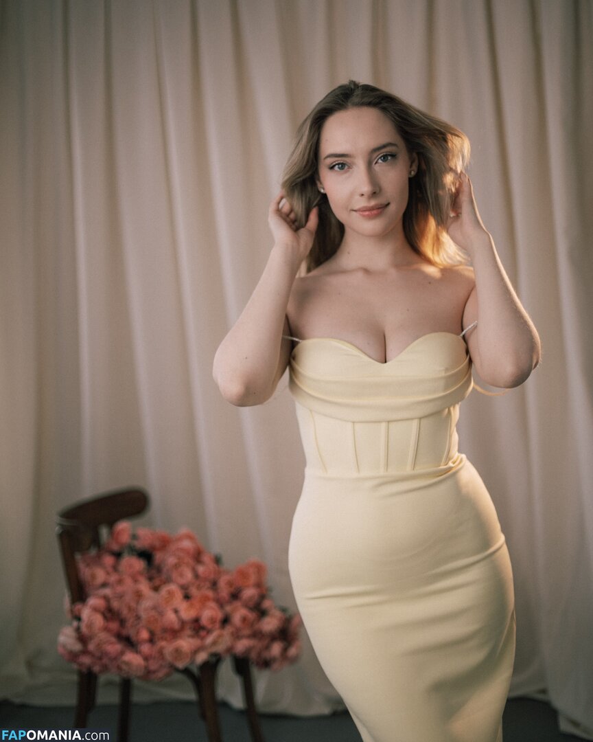 Alissa Strekozova / alissaofficial_ Nago OnlyFans  Przeciekłe zdjęcie #7