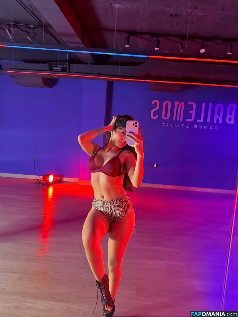 Alixfire / alixxfire Nago OnlyFans  Przeciekłe zdjęcie #2