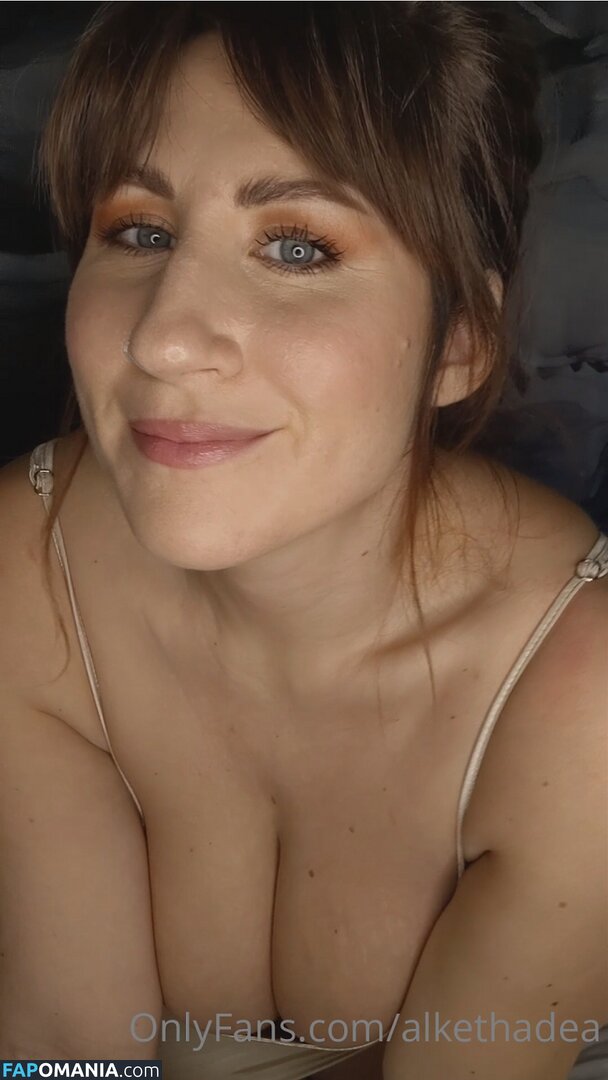 Alkethadea Nago OnlyFans  Przeciekłe zdjęcie #1