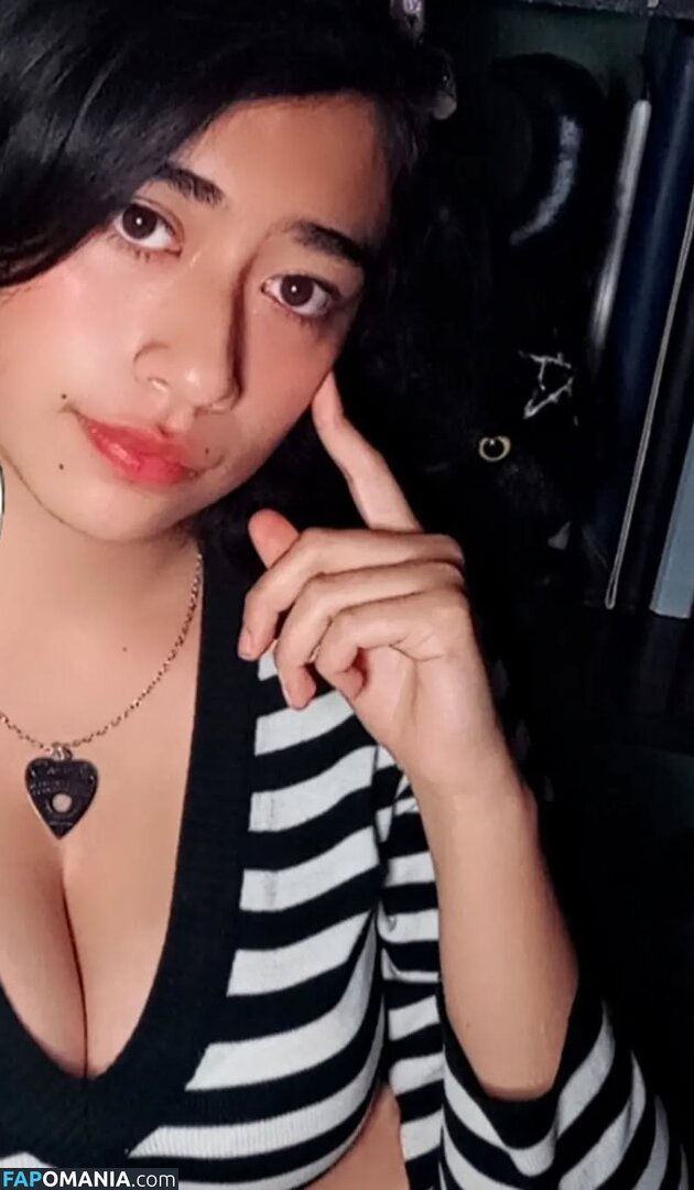 Allisauria / https: Nago OnlyFans  Przeciekłe zdjęcie #18