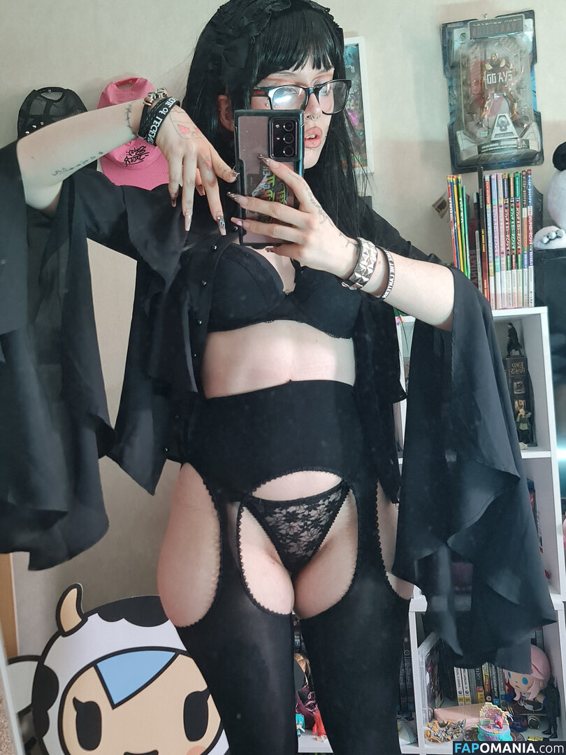 +:｡.ruby ʚ ♡ ɞ ⋆ ✧.｡ / allmyheartbear / myarykerx / usakumyawhore / usakyumawhore Nago OnlyFans  Przeciekłe zdjęcie #20
