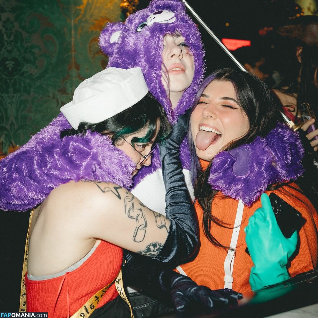 Alluux / alluux_ / alluux_official / amouranth Nago OnlyFans  Przeciekłe zdjęcie #40