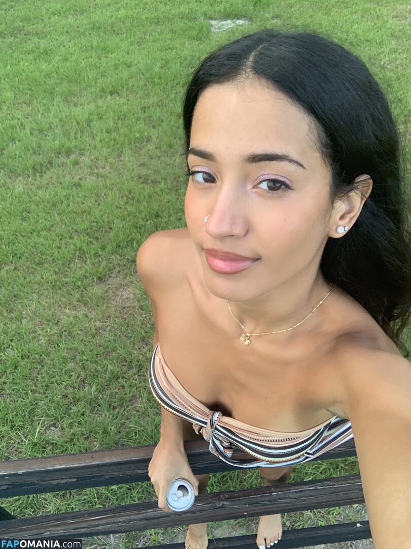 Ally Casper / Kitten Ally / allycasp / allycasper / chloally Nago OnlyFans  Przeciekłe zdjęcie #4